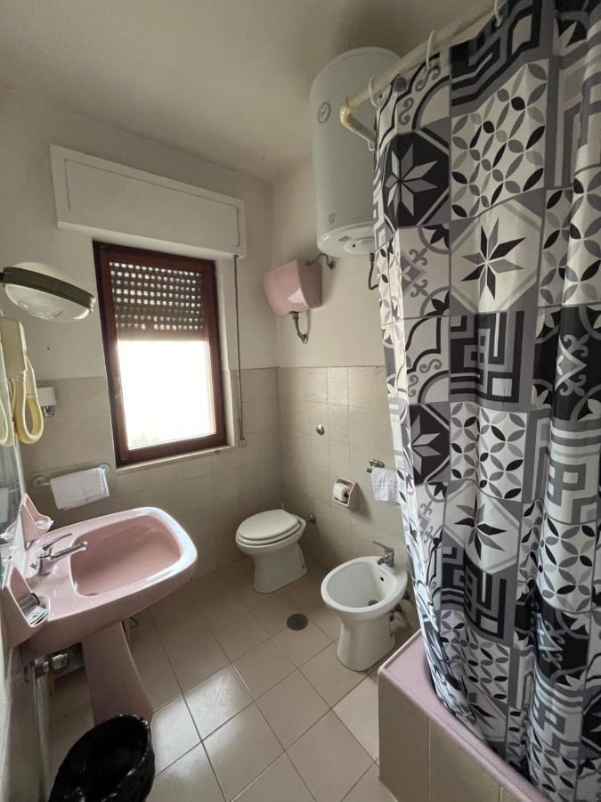 Hotel L'Approdo Brindisi Exterior photo