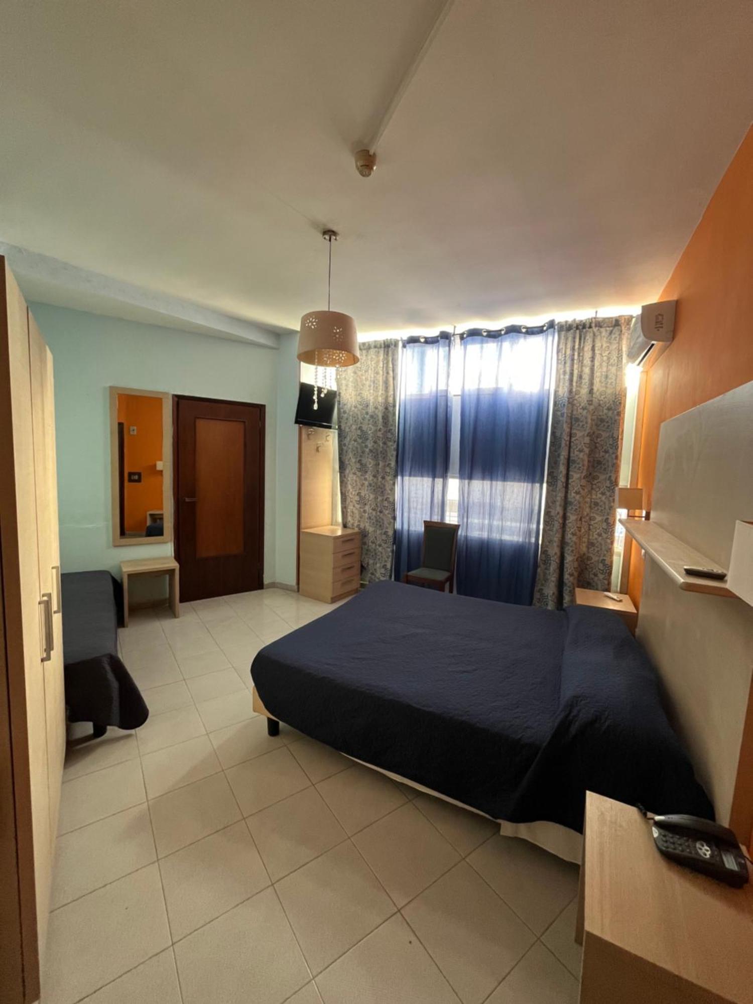 Hotel L'Approdo Brindisi Exterior photo