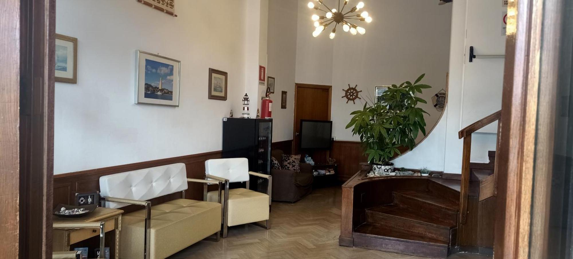 Hotel L'Approdo Brindisi Exterior photo