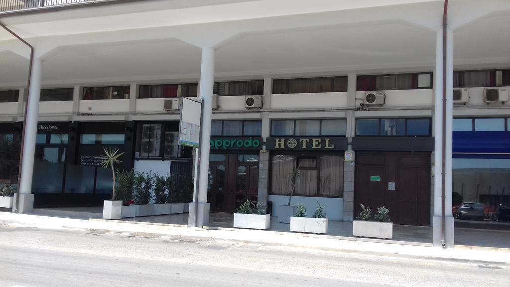 Hotel L'Approdo Brindisi Exterior photo