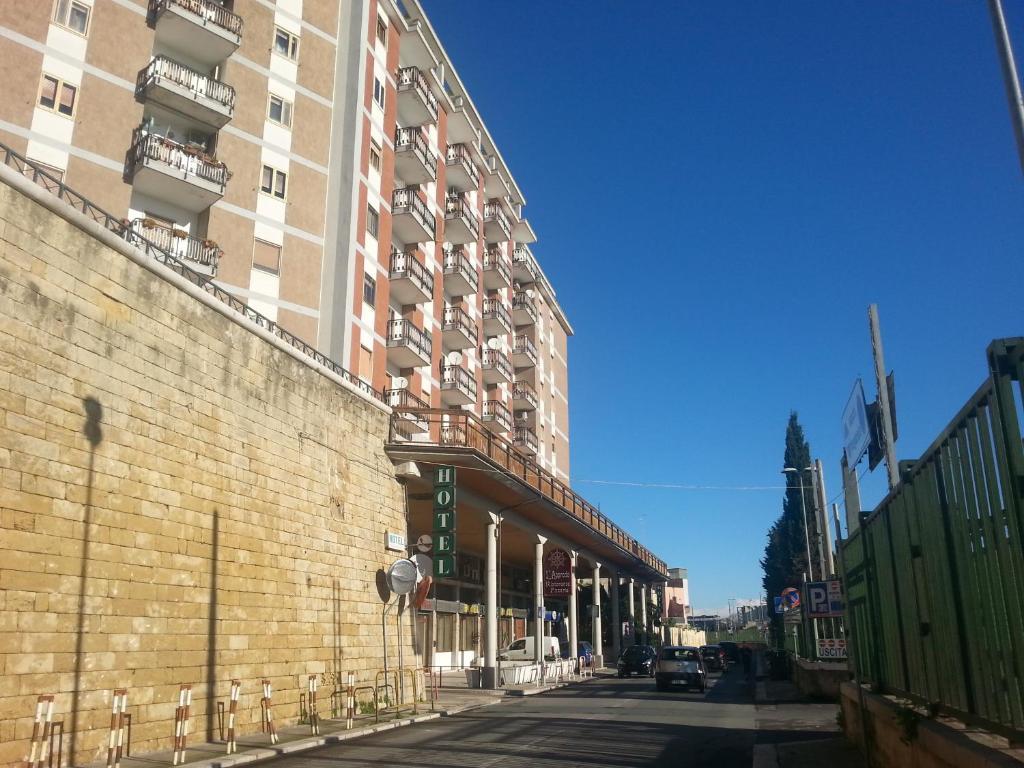Hotel L'Approdo Brindisi Exterior photo